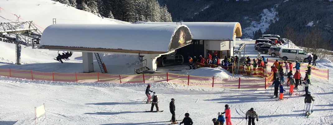 Den Besucheransturm am Dreikönigstag haben die 52 modernen Lifte in der Zillertal-Arena locker bewältigt. Wartezeiten gab es so gut wie keine.