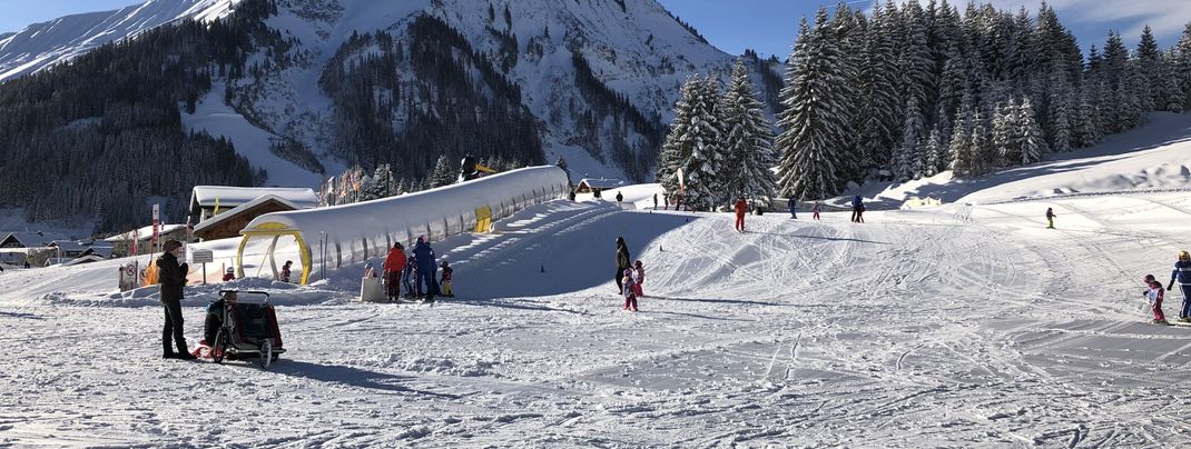 In Bobo's Kids Club, kids learn the ABCs of winter sports.