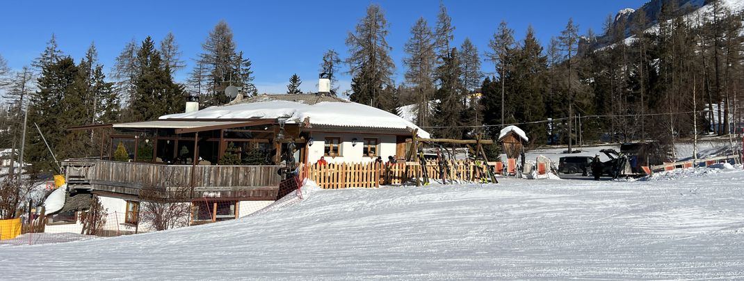 An der Hubertus-Piste liegt die urige Hütte Hennenstall.