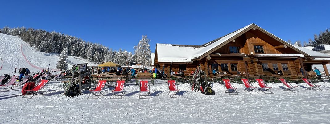 Liegestühle an der Bärenhütte