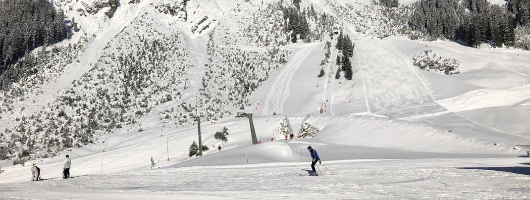 Je nach Schneelage befindet sich am Thanellerkarlift ein Obstacle Park.