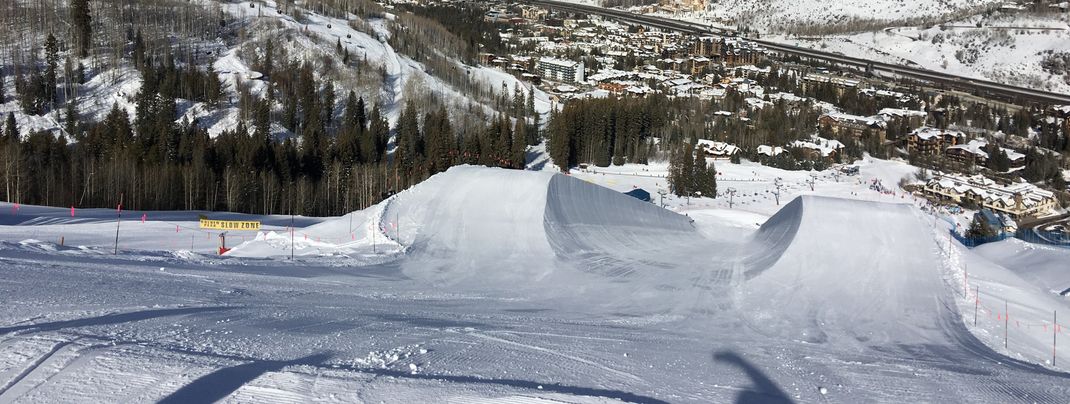 Oberhalb des Gopher Hills gibt es eine Halfpipe.