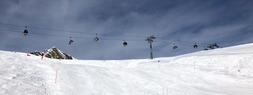 Ab Montag, 22. November 2021, sind alle Skigebiete in Österreich vorübergehend geschlossen.