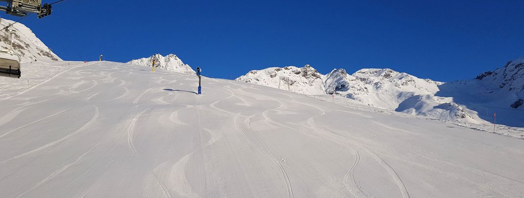 Auf den breiten Pisten kann man ideal carven!