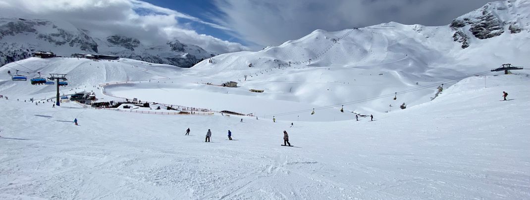 Über ein halber Meter Neuschnee soll unter anderem in Obertauern fallen.