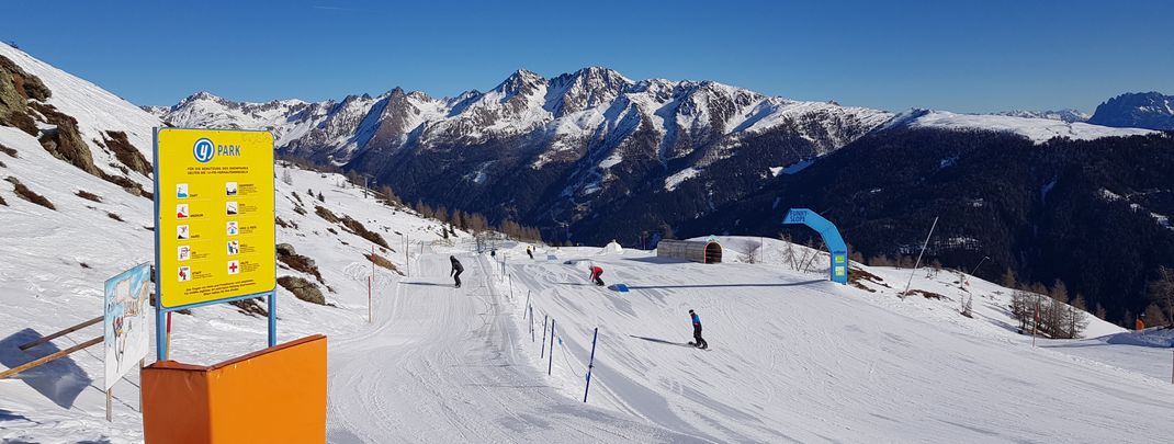 The YellowSnowpark in Sillian offers obstacles for different skill levels.