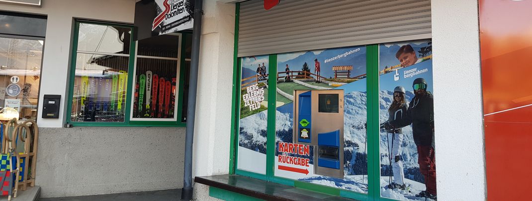 Skipässe können an der Talstation am Automaten zurückgegeben werden.