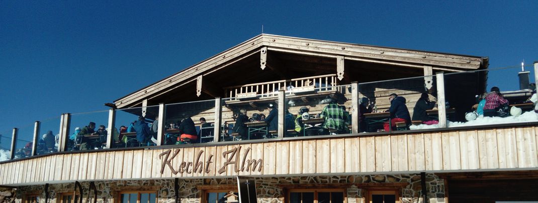 Mit den schönsten Ausblick genießt Du in der Kecht Alm am Schwarzeck