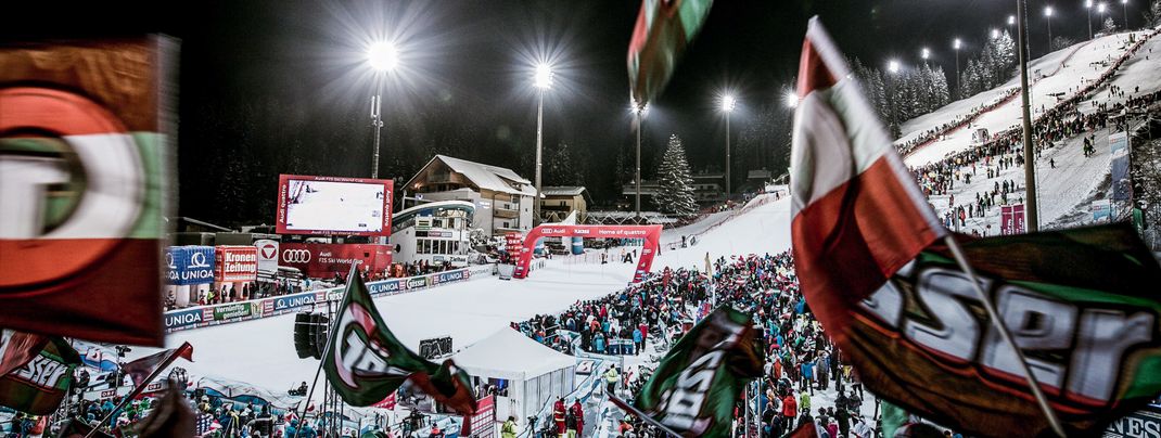 Über 13.000 Fans werden in Flachau zum Nachtslalom erwartet.
