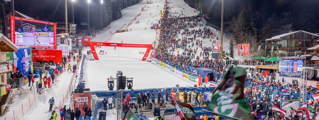 Über 10.000 Zuschauer werden wieder zum Nachtslalom in Flachau erwartet.