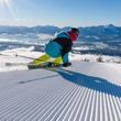 42 kilometers of groomed slopes invite you to carve.