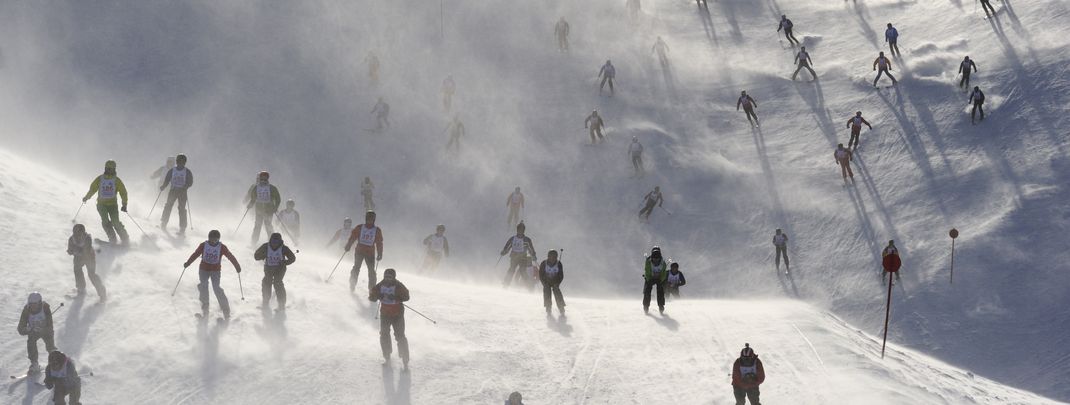 Some chase the fastest time, while for others it’s all about taking part. But everyone at Der Weisse Rausch has to battle the challenges of the unprepared slope.