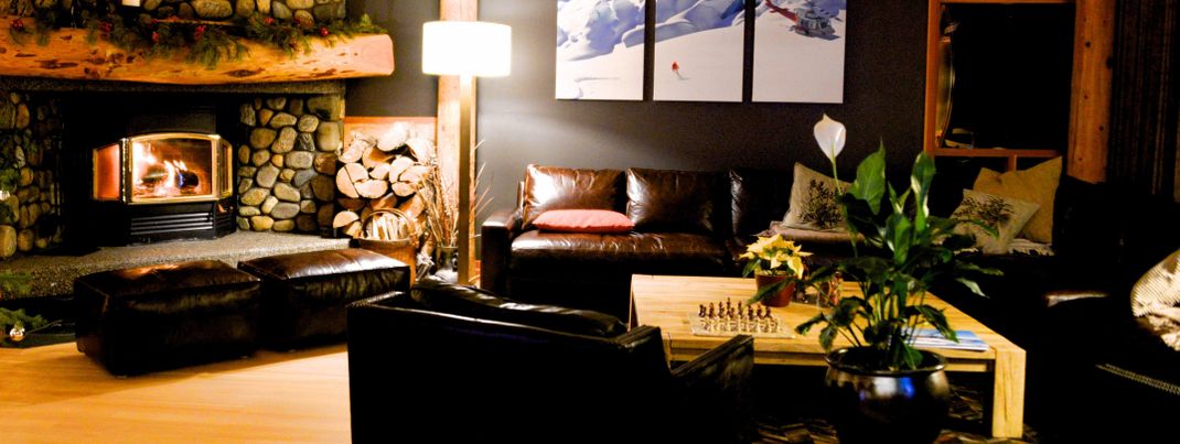 Übernachtet wird in gemütlichen Lodges mitten in den Bergen