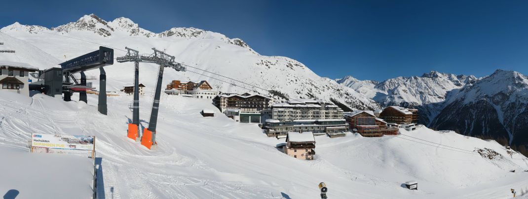 Seit Montag, 15. Februar, stehen die Lifte im Skigebiet von Sölden still.