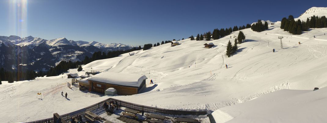 Elf Naturschneepisten erwarten die Besucher im Skigebiet Hochwang in der Gemeinde Arosa.