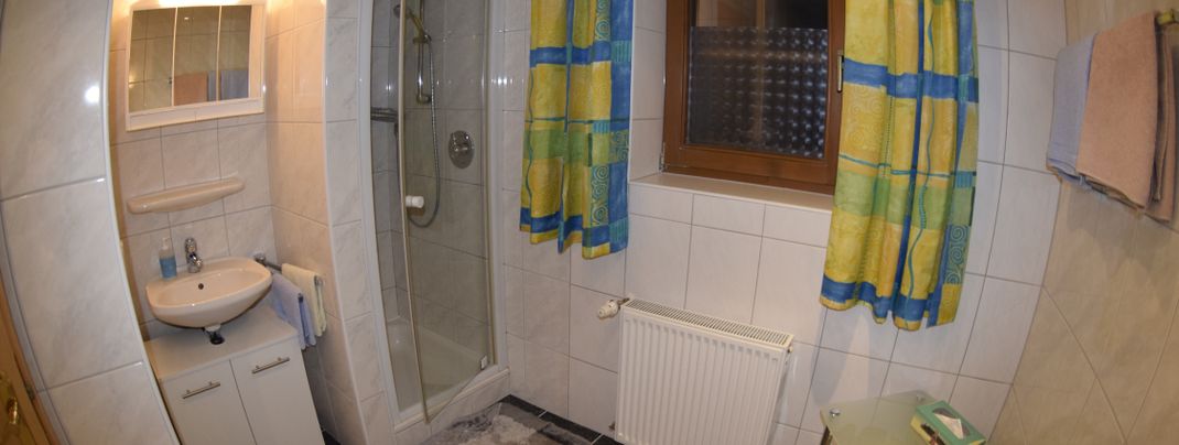 Dusche Souterrain FeWo