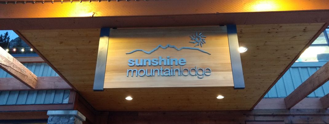 Die Sunshine Mountain Lodge beherbergt gleich mehrere Resturants wie Chimney's Corner und das Eagle's Nest