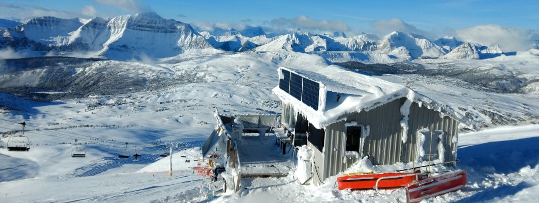 Eisige Temperaturen und jede Menge Schnee sorgen für Traumpanorama im Sunshine Village