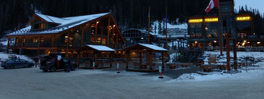 Review about Sunshine Village - Banff National Park - Category: Service