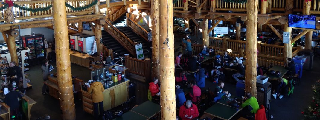 Review about Lake Louise Mountain Resort - Category: On Mountain Dining