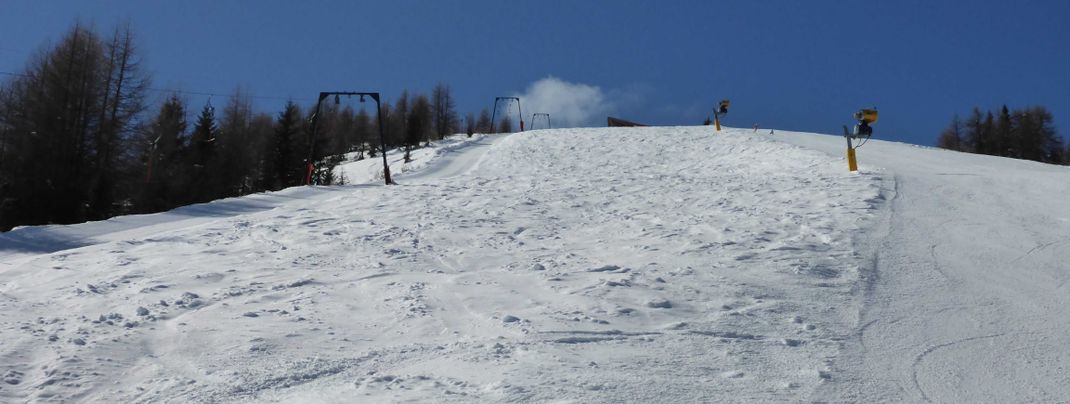 Ausreichend Beschneiungsanlagen und Pistenraupen sorgen für gute Pistenbedingungen