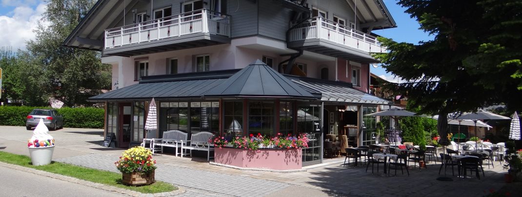 General information about your stay at Charivari´s Wintergarten