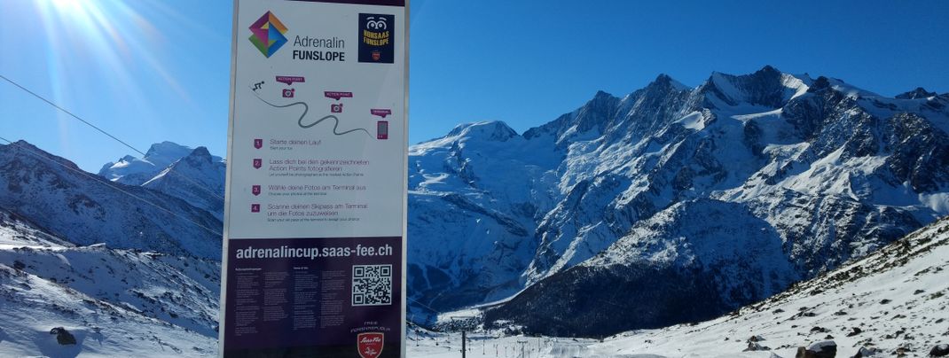 Two photo point take pictures of your ride.