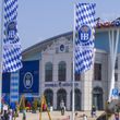 Das Hofbräuhaus vermittelt bayerisches Lebensgefühl mitten in Norddeutschland.