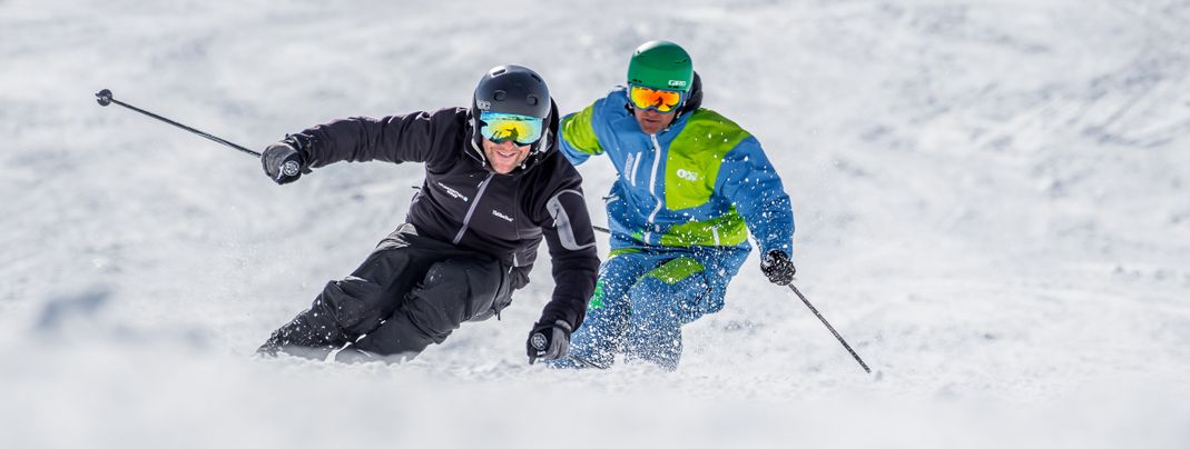 Wer tagsüber nicht genug kriegt, kann 3x pro Woche zum Gratis-Nachtskifahren.