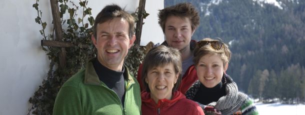 Familie Mutschlechner, Ihr Gastgeber.