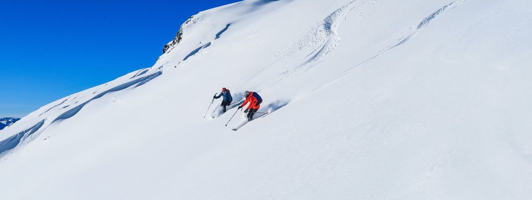 Endless deep snow slopes and guaranteed snow until April make Gudauri a highlight for passionate skiers.
