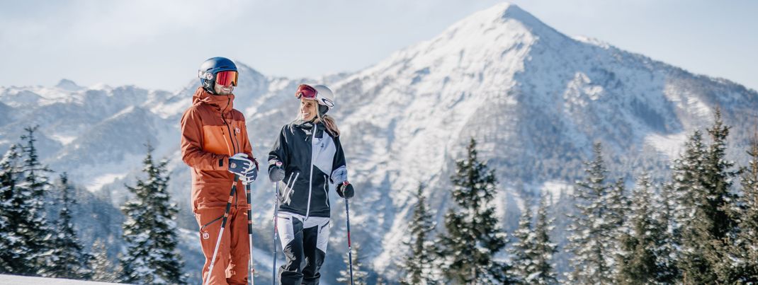 Auch im Winter 2025/2026 muss Skiurlaub nicht teuer sein.