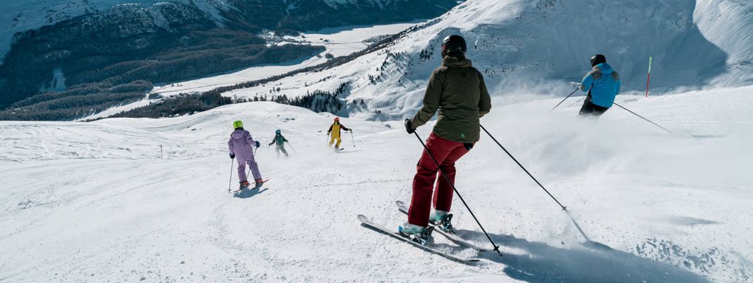 Genieße die vielfältigen Pisten im Engadin.
