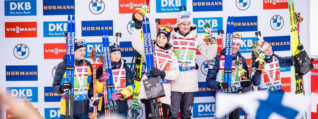 Siegerehrung der Single Mixed Staffel mit dem Siegerteam aus der Schweiz.