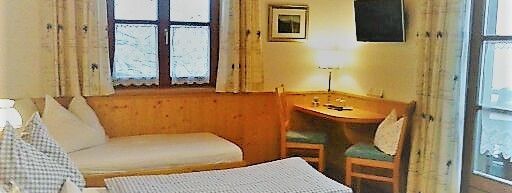 Doppelzimmer mit Balkon