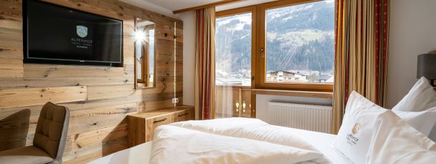 Doppelzimmer Deluxe mit Balkon