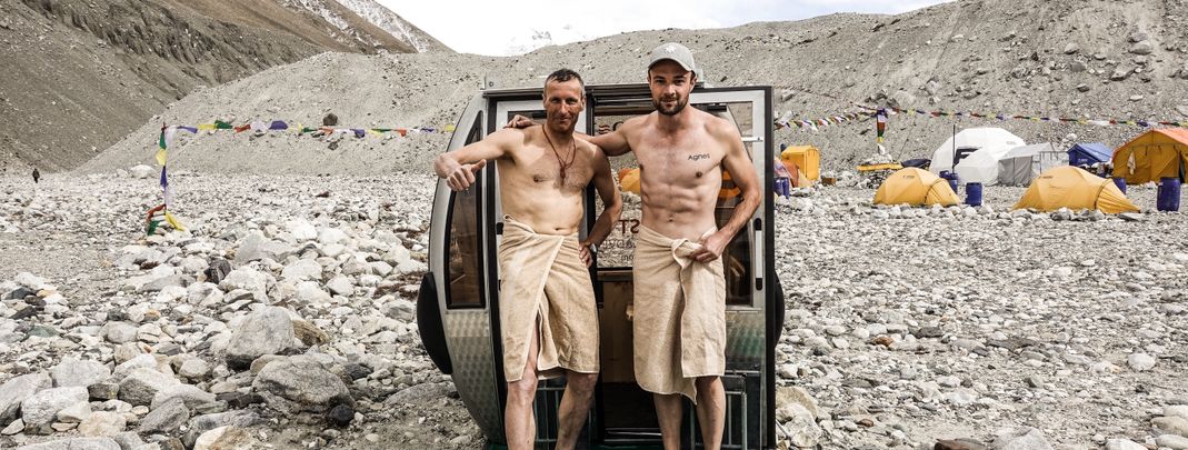 Zwei Personen haben Platz in der ungewöhnlichen Wellnessoase.