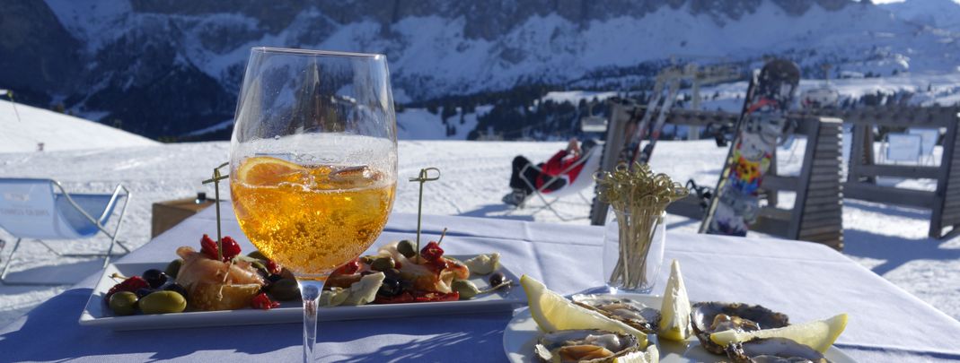Gemütliche Sonnenterrassen garantieren ein traumhaftes Bergpanorama.