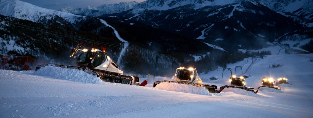 Deutlich nach oben geht der Adrenalinspiegel bei der Fahrt mit dem Pistenbully.