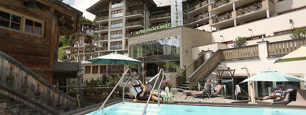 General information about your stay at Wolf Hotels