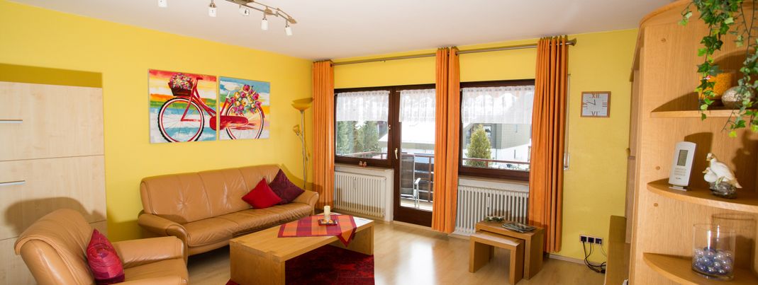 das sonnengelbe Wohnzimmer