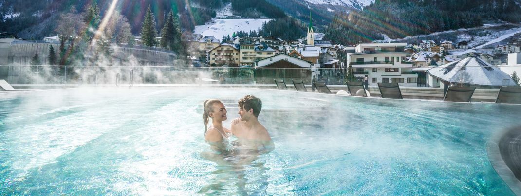 Genieße deine Auszeit in der Silvretta Therme Ischgl.