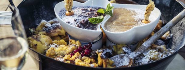 Entlang der Pisten gibt es gemütliche Hütten und Restaurants.