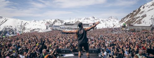 Volks-Rock’n’Roller Andreas Gabalier begeistert 18.700 Wintersportler beim Top of the Mountain Spring Concert auf der Idalp.