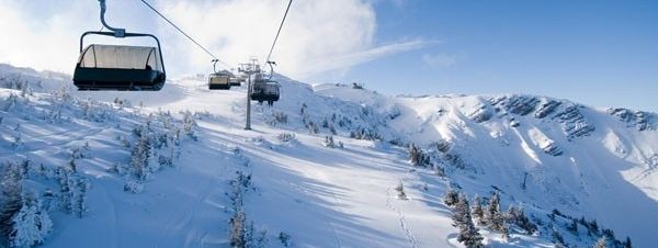 19 Pistenkilometer warten im Skigebiet Hochkar auf Wintersportler.