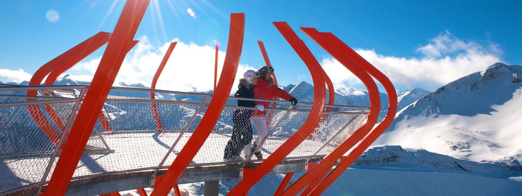 Vom der Aussichtsplattform Glocknerblick sieht man den Großglockner.