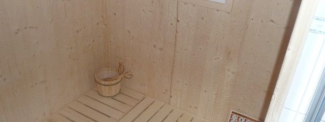 Family sauna