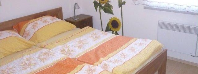 Schlafzimmer Doppelbett Ap. A