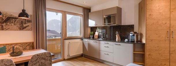 Wohnküche Studio Apartment Ahorn
