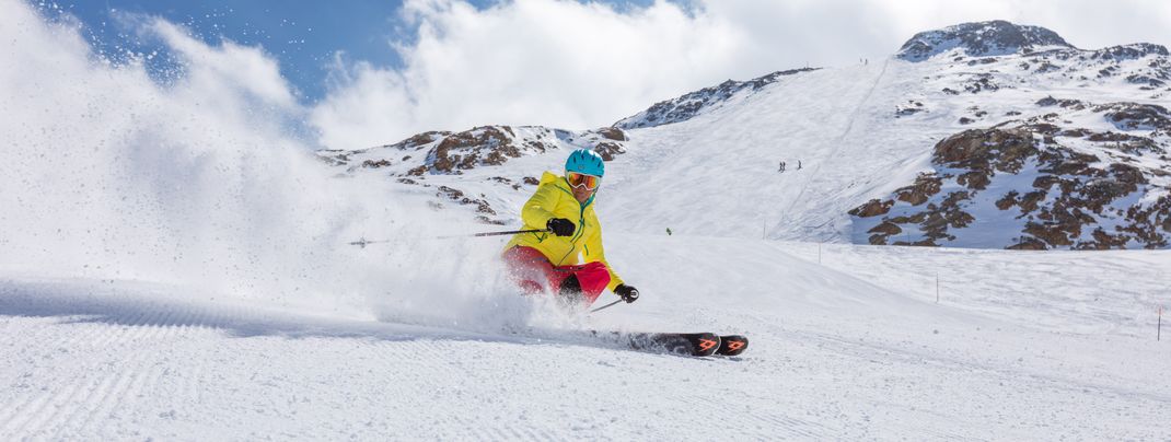 Am Schnalstaler Gletscher erwarten dich schneesichere Pisten bis Mai!